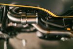 Dark Arts – La Triumph Thruxton R revue par Wenley Andrew