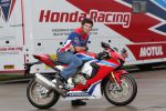 TT 2017 – Guy Martin courra avec Honda