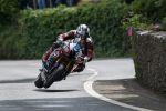 IOMTT 2017 – Michael Dunlop remporte la course Supersport
