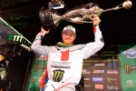 Quatrième titre consécutif pour Ryan Villopoto dans le Championnat FIM de Supercross
