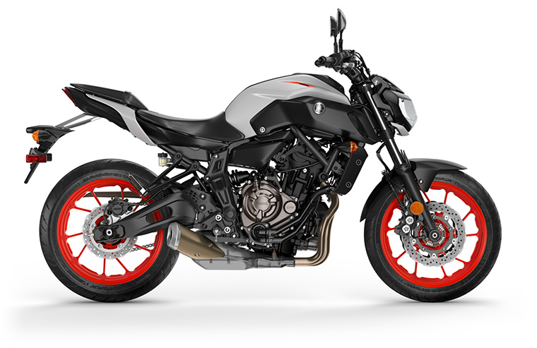 Les Yamaha MT  10 MT  09 et MT  07  2022 prennent de la 