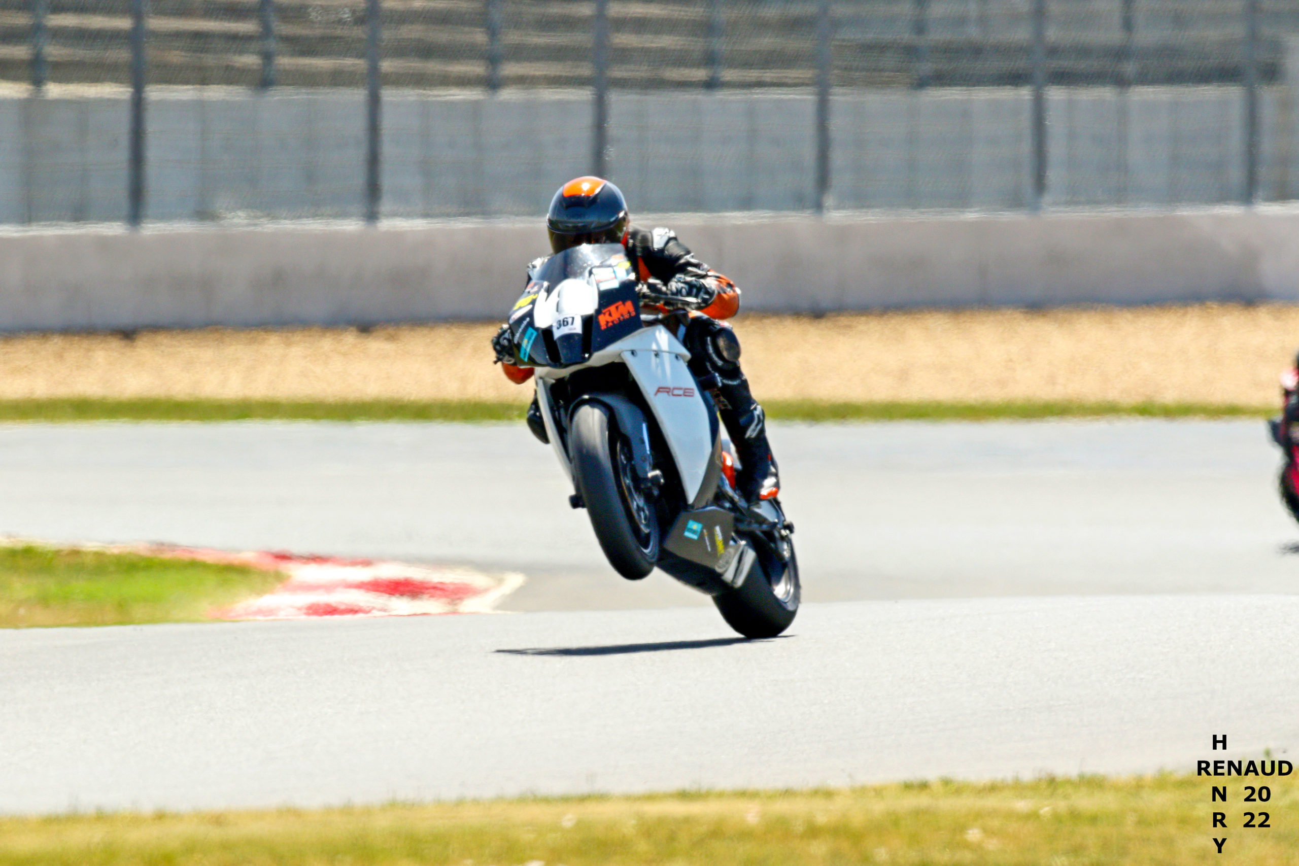KTM_Super-Duke-RC8-swap-21 KTM RC8 1290 Super Duke R swap moteur