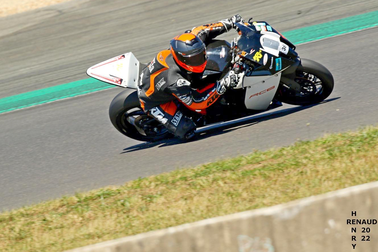 KTM_Super-Duke-RC8-swap-22 KTM RC8 1290 Super Duke R swap moteur