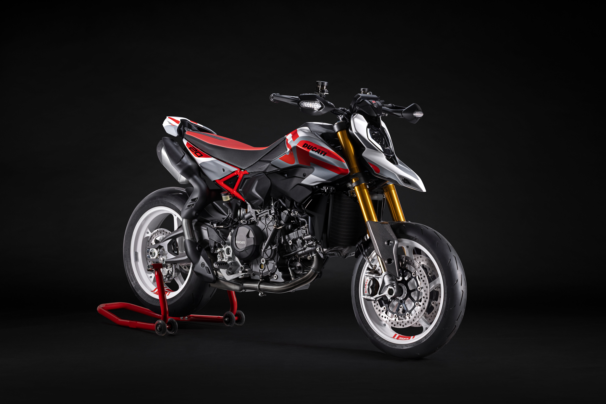 2026_Ducati_Hypermotard-V2-SP-3
