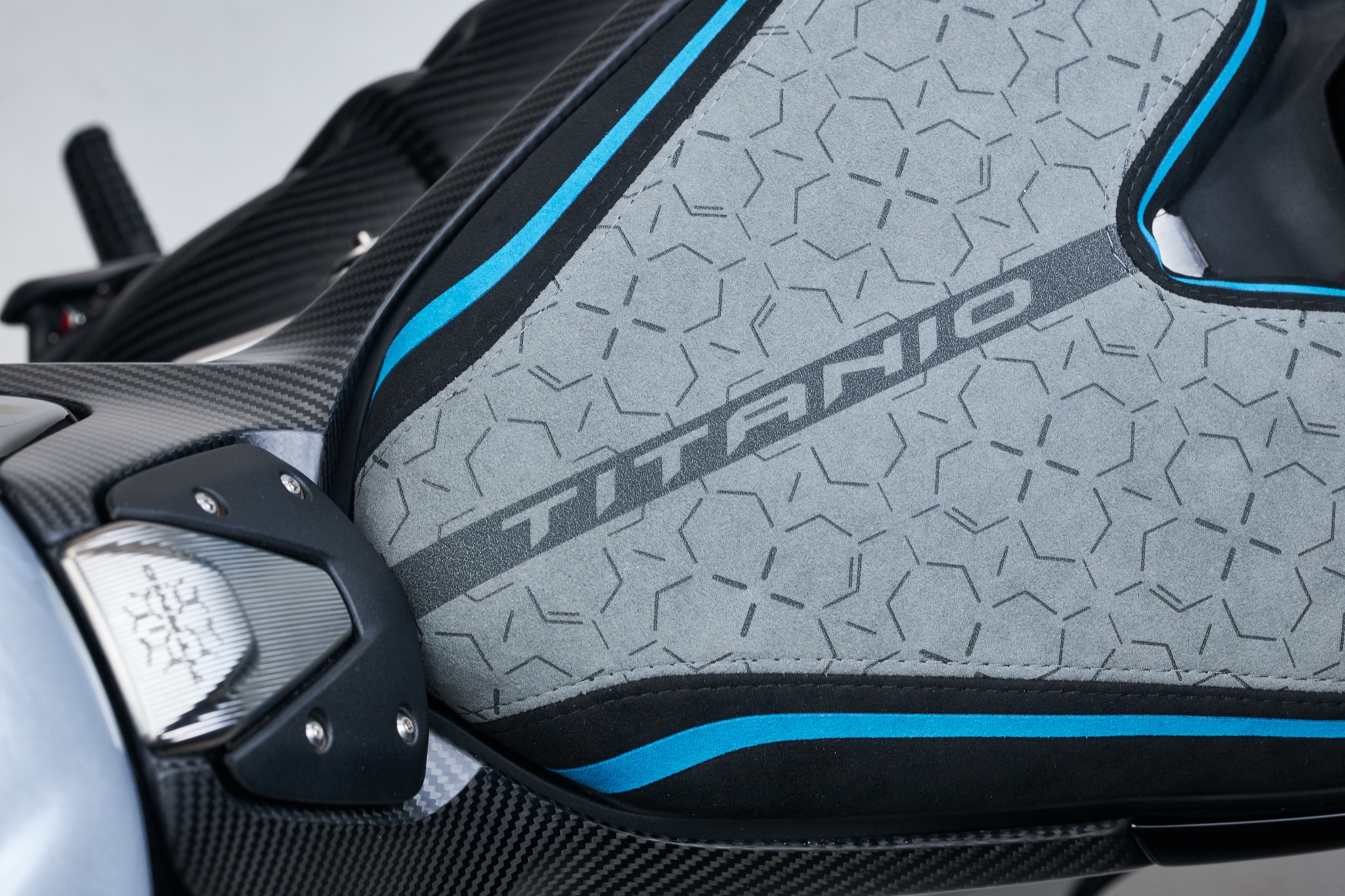 2026-MV-Agusta-Rush-1000-Titanio-16